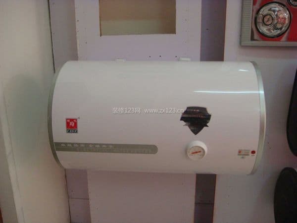 派沃热水器