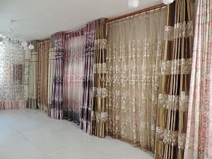 窗帘安装图1