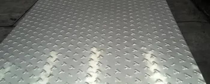 5mm花纹板每平米多少公斤