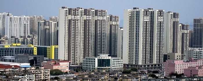 买二手房过户费由谁来承担