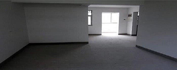 墙里没水管但是墙壁老是湿的