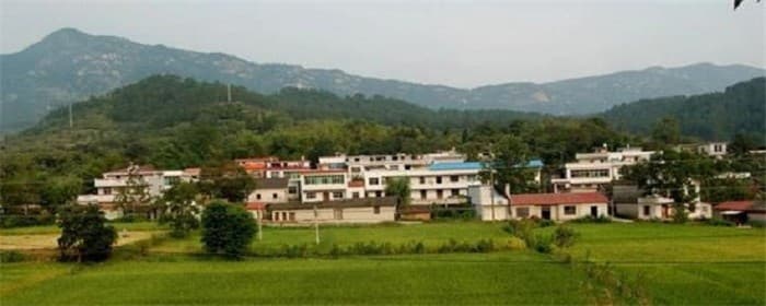 农村买地皮建房子需要什么手续