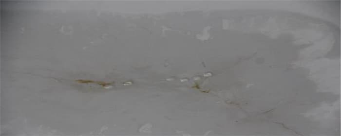 房顶漏水可以用水泥抹吗