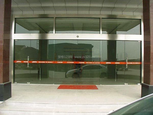 感应门
