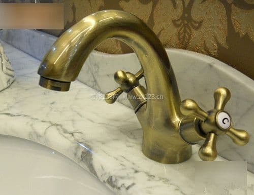 铜质水龙头