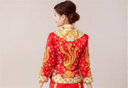 结婚三套衣服穿的顺序