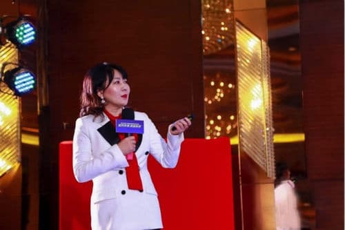 广东天花吊顶行业年会圆满成功，欧斯宝荣获“优品认证企业”、“领军品牌”殊荣