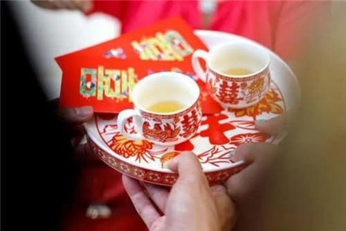 婚礼先叫妈的巧妙回答