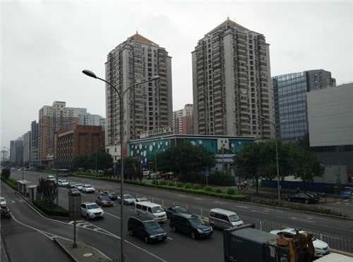 十三层楼房选较好楼层
