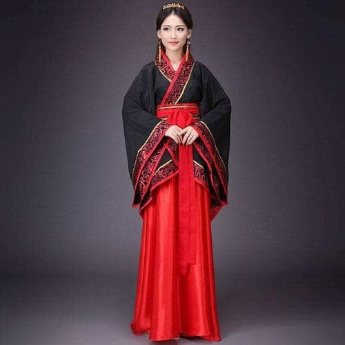 婚礼在酒店迎宾穿什么衣服