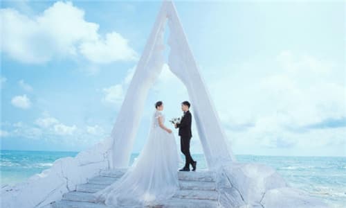 微胖穿什么婚纱120斤