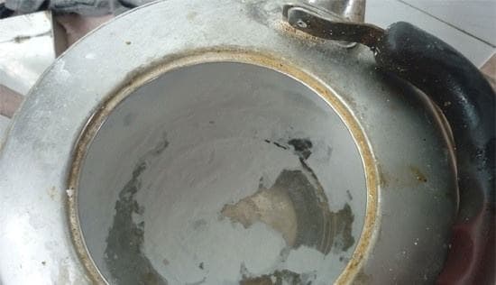 清理水壶污垢的方法