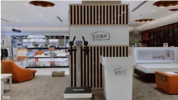 运动家具打造老年人健身房，诸多运动器材和项目