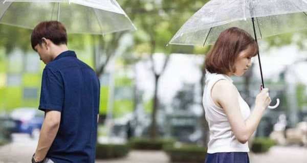 女人不爱男人的征兆