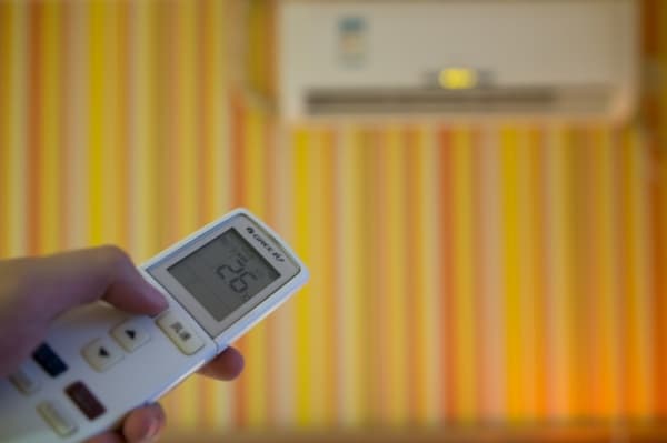 很多人不用空调的制热模式取暖，究其原因：太让人心酸了