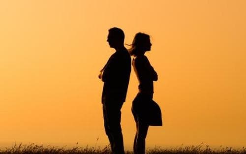夫妻吵架怎么劝解
