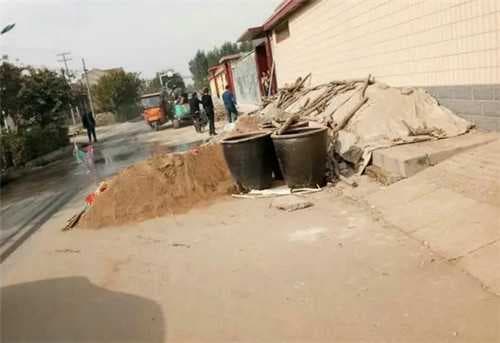 农村私人建房占用道路怎么处理