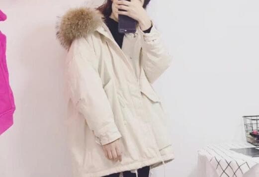 别人结婚穿白色羽绒服可以吗
