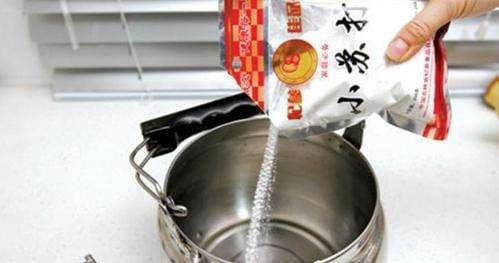 电热水壶除水垢的方法