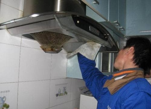 擦抽油烟机用什么方法快