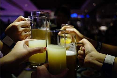 家长请老师吃饭敬酒词