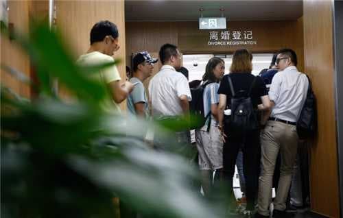 房子没办房产证离婚了怎么判