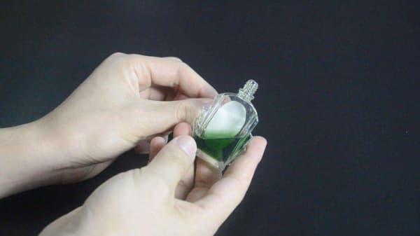 手上有胶水怎么去掉