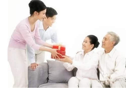 男方去女方家上门带什么