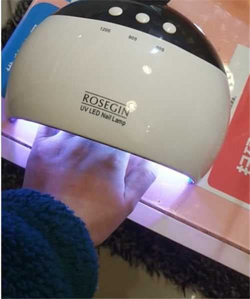 底胶照灯多久