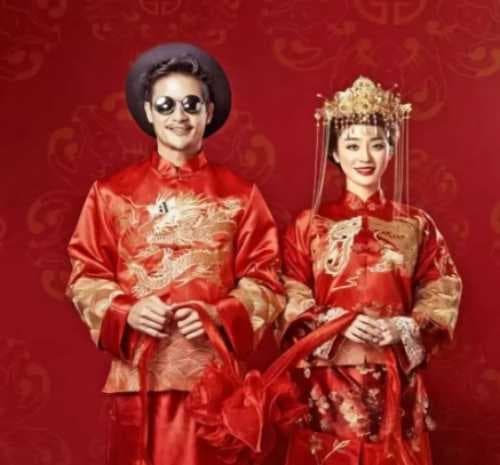 结婚买几套衣服比较好