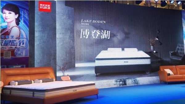 温暖一冬，甜蜜相伴，优雅女神赵雅芝揭秘2019顾家家居冬季新品