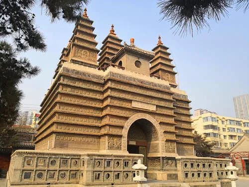 金刚座舍利宝塔