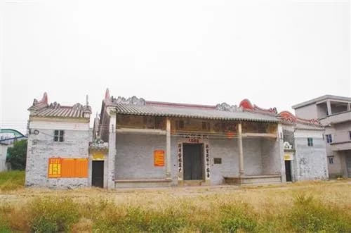 三捷何公祠