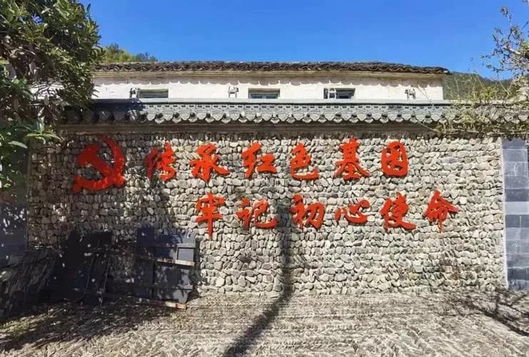 圣泉湖文化艺术村