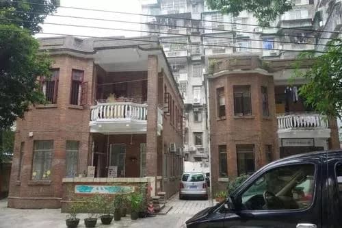 厚墙路1号民居