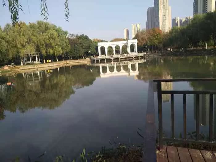 常青公园（江汉苗圃）