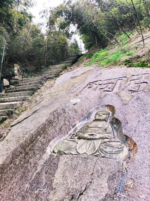 黑麋峰古寺