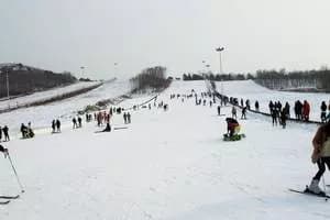 沈阳怪坡滑雪场