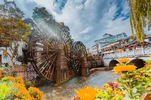 丽江四方街