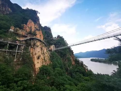 虎谷峡