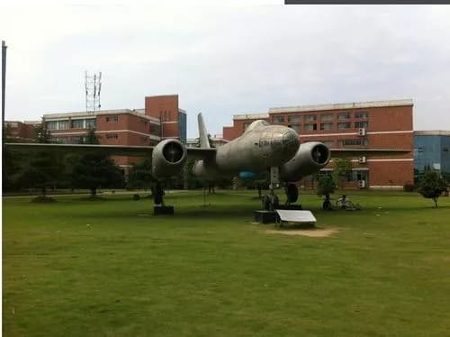 南昌大学(东湖校区)