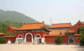 鹿泉龙泉寺