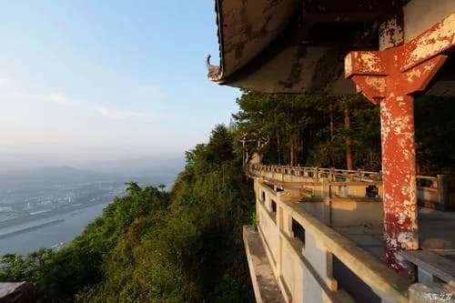 宜昌九龙湾观坝风景区