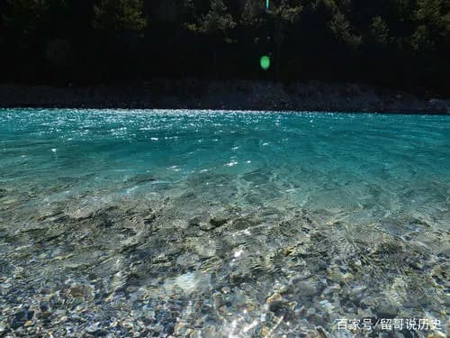 黑白水河