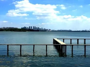 东湖南路凌波门