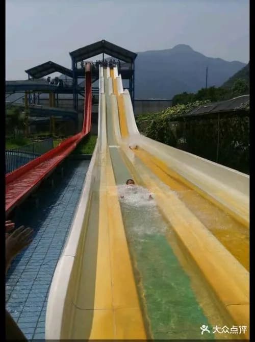 白龙潭水上乐园