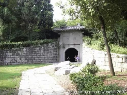南唐钦陵和顺陵