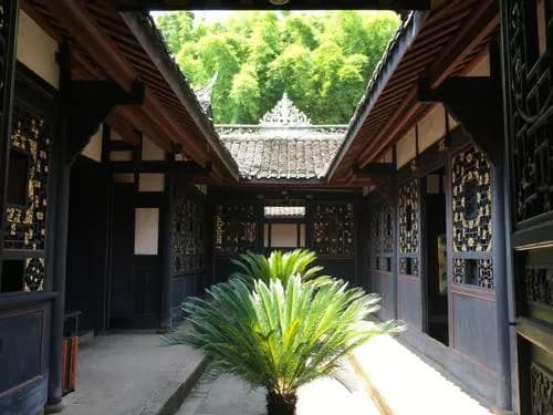 杨厚兴旧居