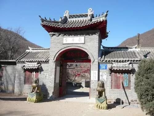 龙潭道观游览区