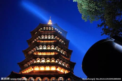 中洲宝塔